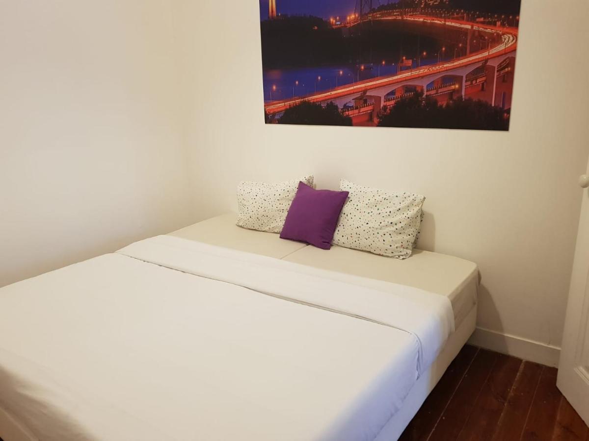 7 Luz Hostel Лиссабон Экстерьер фото